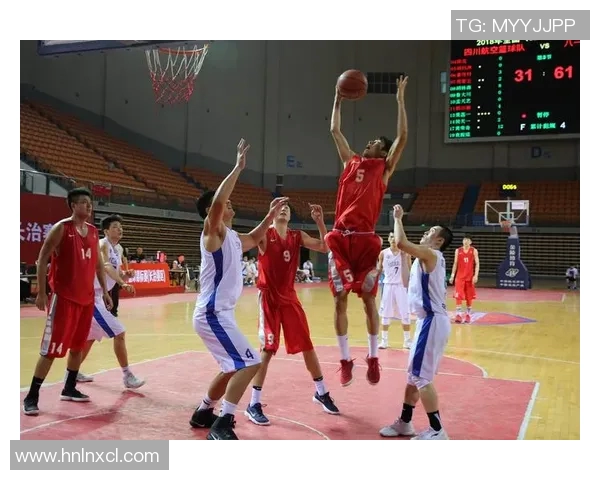 全国锦标赛特别报道：上海篮球队拼搏历程与辉煌成就的真实写照