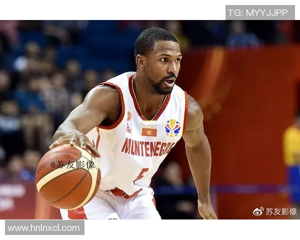 南京篮球队在世界杯积分榜上以88分稳居第一名展现强劲实力 南京篮球队在世界杯积分榜上以88分稳居第一名展现强劲实力