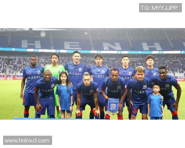 直布罗陀足球明星的崛起与成就探秘让我们一起回顾他们的辉煌历程 直布罗陀足球明星的崛起与成就探秘让我们一起回顾他们的辉煌历程